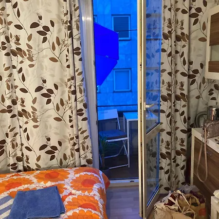 Apartment Schoene 1 Mit Balkon Am Feuersee Stuttgart